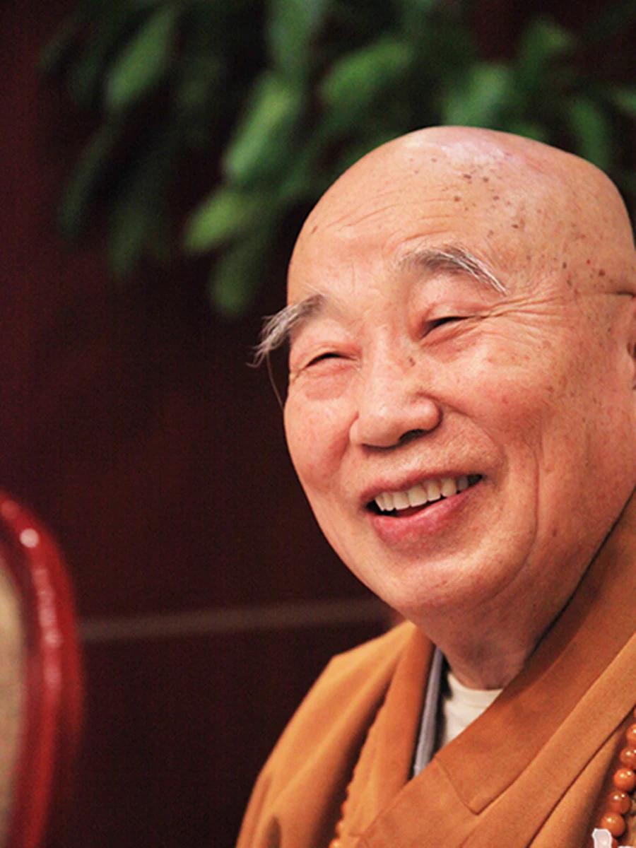 传印长老